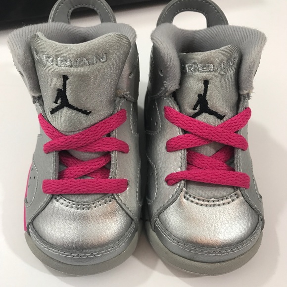 Jordan retro 6 girls infant toddler 3.5 crib heart - Picture 4 of 8